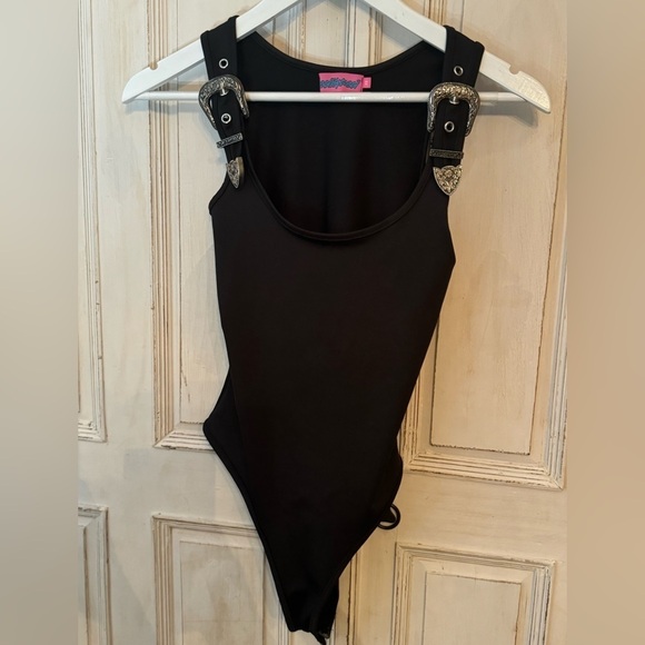 Edikted buckle bodysuit size Xsmall - Picture 2 of 6